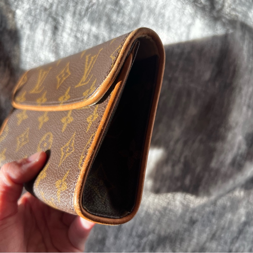 LOUIS VUITTON MONOGRAM FLORENTINE POUCH POCHETTE BUM BAG - Picture 2 of 12